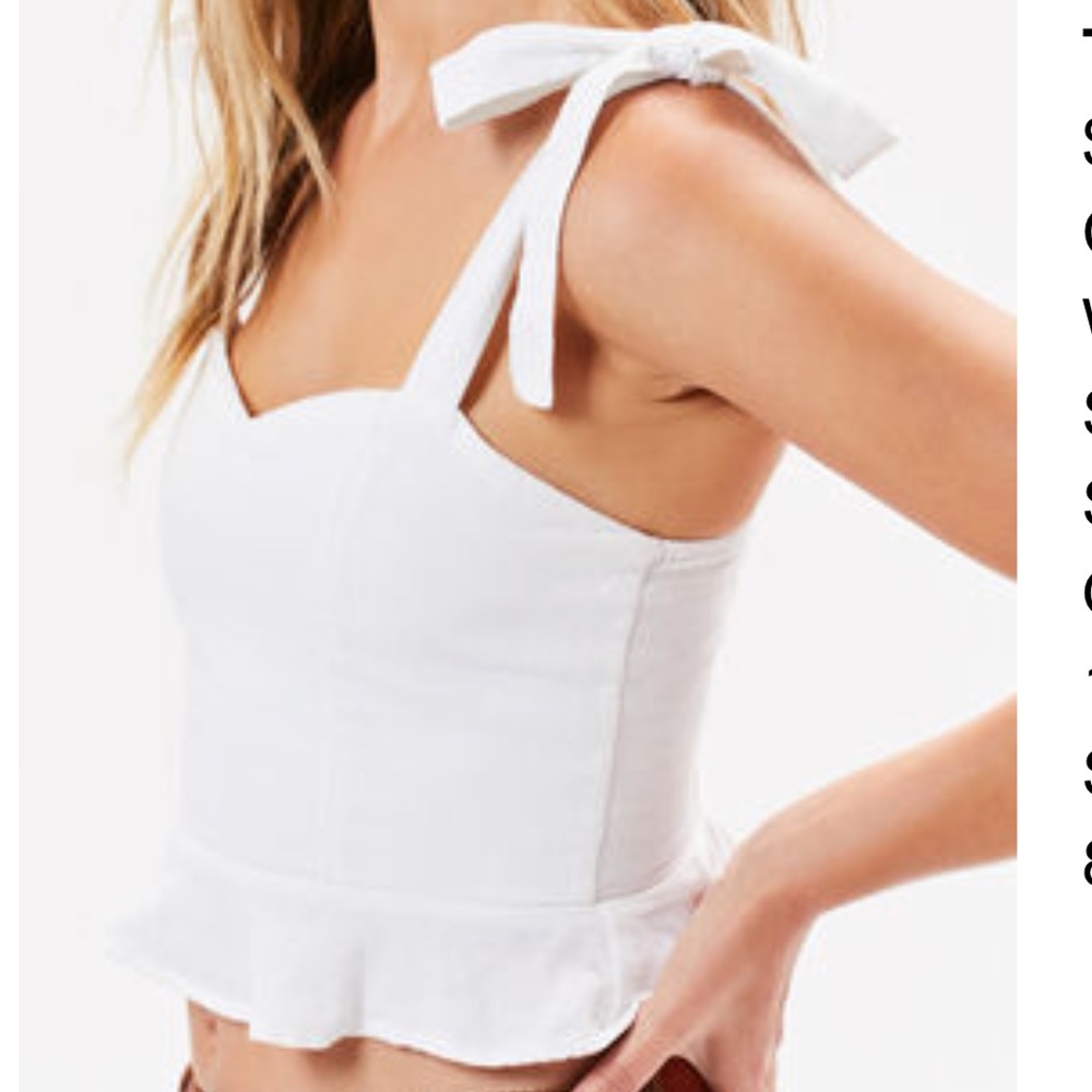 Lottie Moss for L.A. Hearts Pacsun crop top